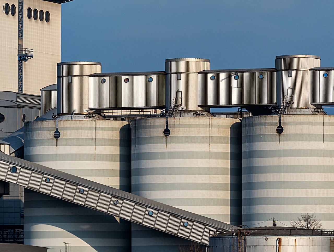 Comment construire une usine en 2023?