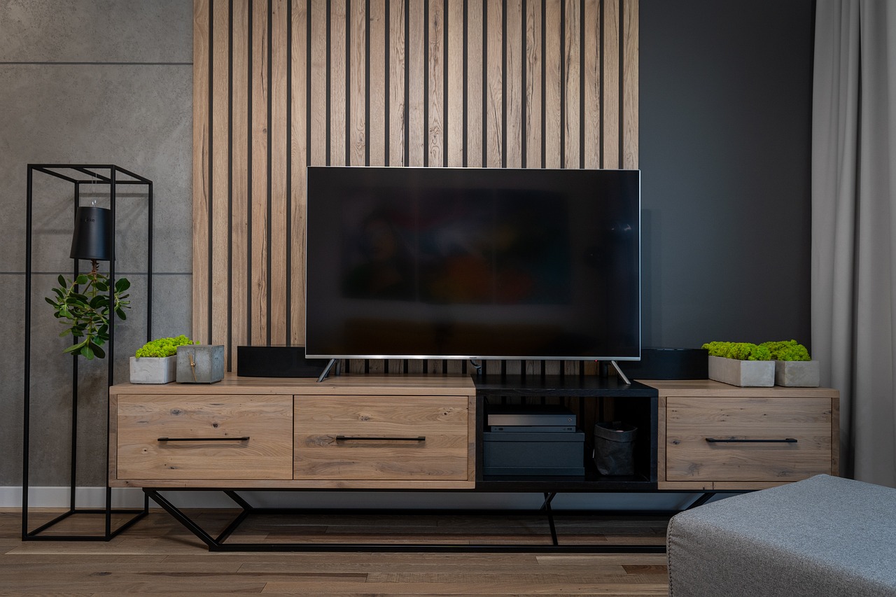 Comment créer un meuble tv en bois sur mesure ?