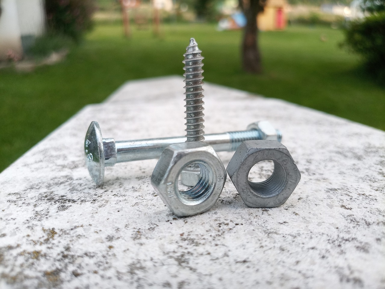 Visserie et fixation pour un assemblage parfait