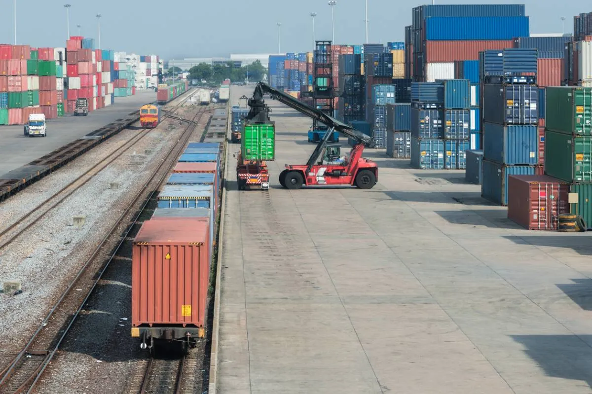 Achat de containers maritimes : comment garantir la qualité et la conformité de votre unité ?