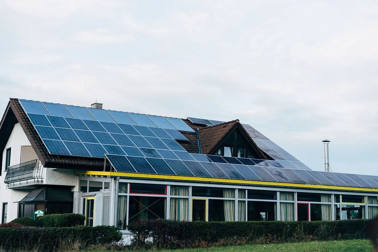 Contrôlez votre énergie grâce aux panneaux solaires