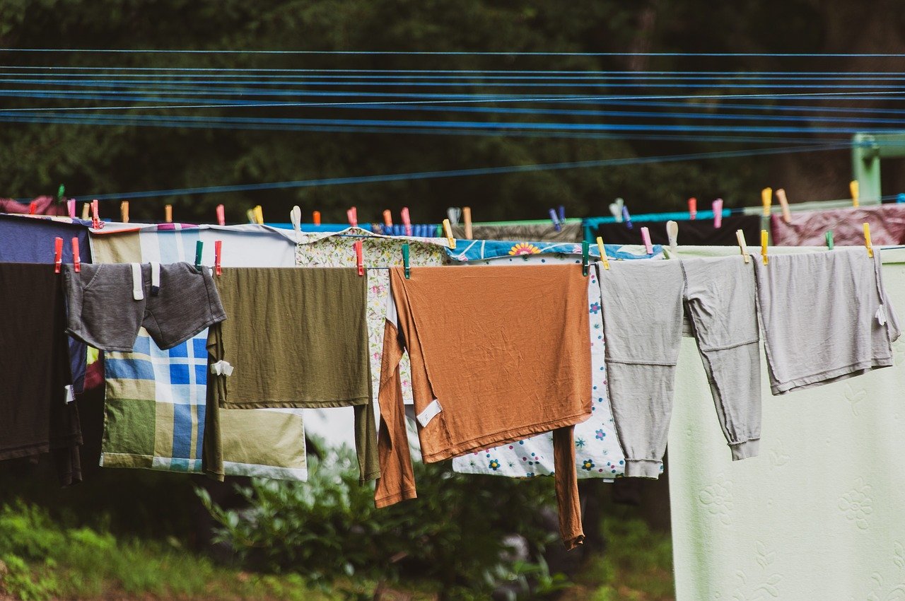 Comment le calcaire affecte la durée de vie de vos vêtements ?