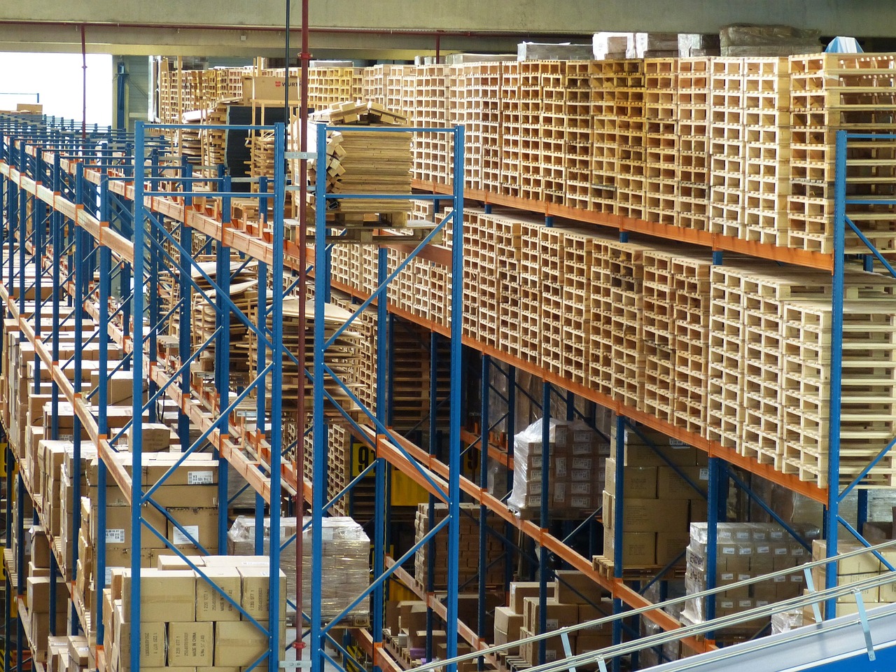 Optimiser le stockage de matériaux grâce aux racks de rangement