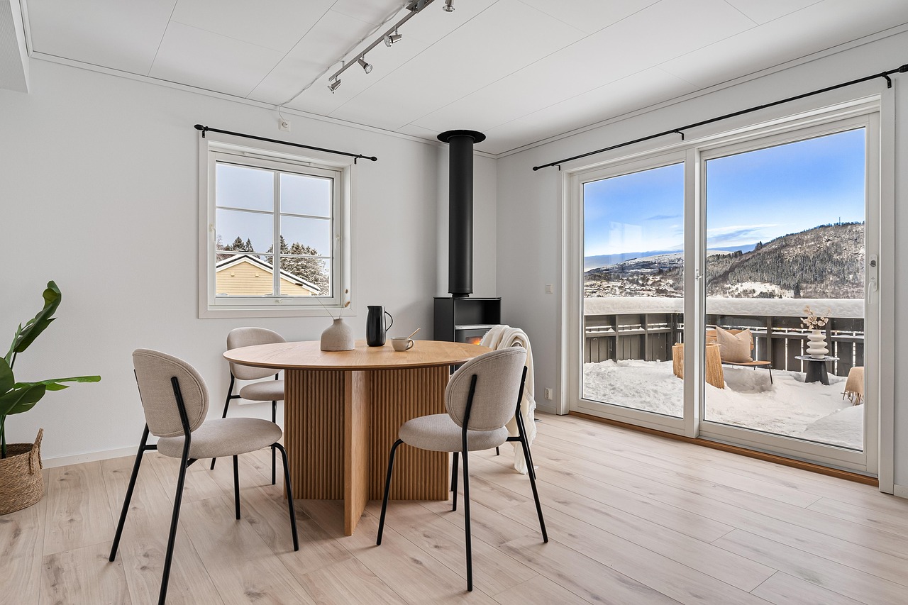 Fenêtres PVC en Seine-et-Marne : faites confiance à un fabricant local