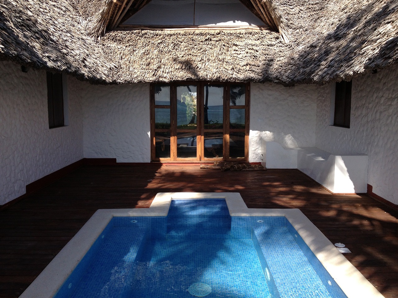 Piscine à domicile : Comment concrétiser votre projet en toute sérénité?