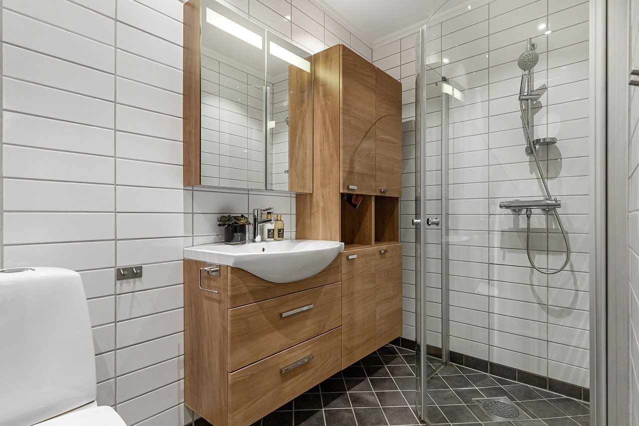 Petites Salles de Bain, Grandes Idées: Aménager une Salle de Bain de 2m2