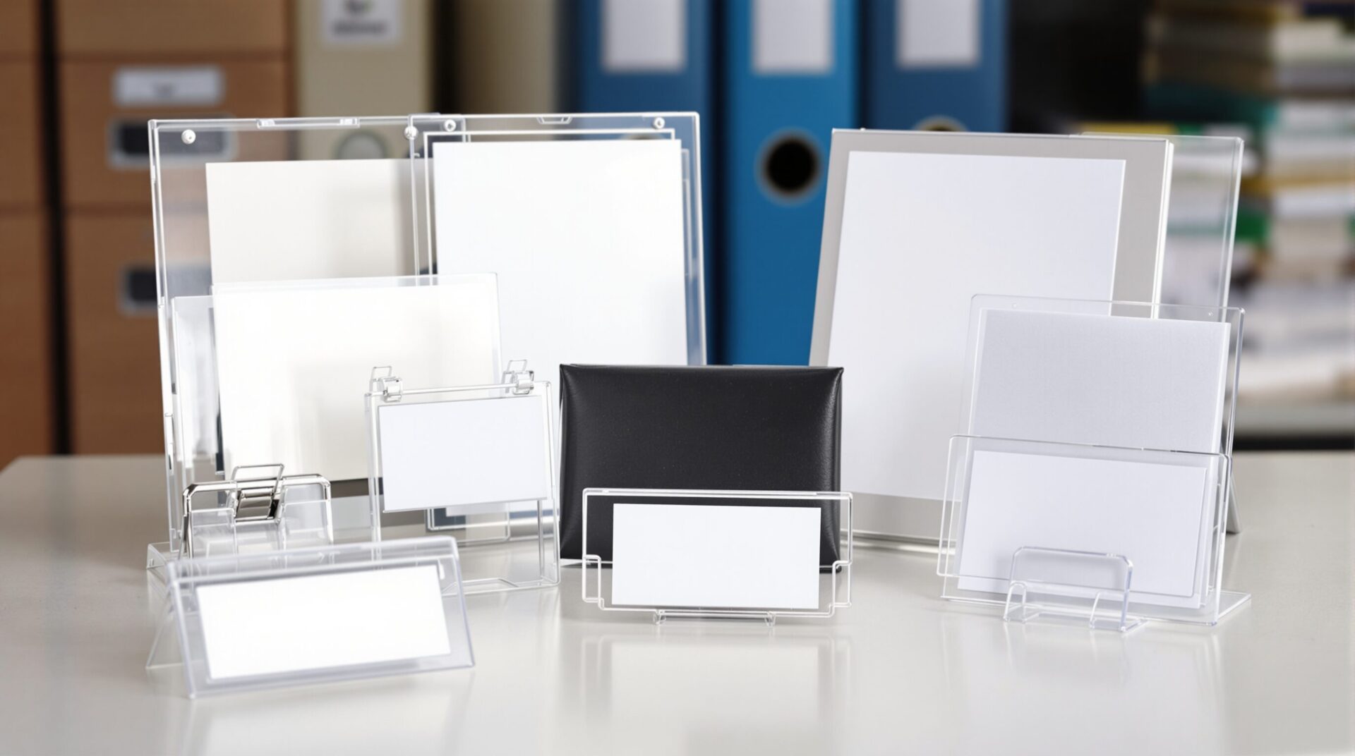 Porte-étiquette : les critères essentiels pour choisir le modèle adapté