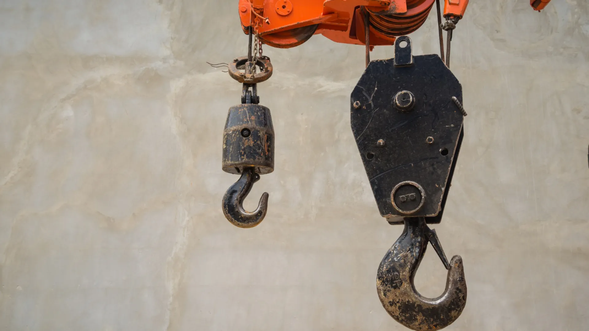 Comment choisir un équipement de manutention pour chantier ou industrie ?