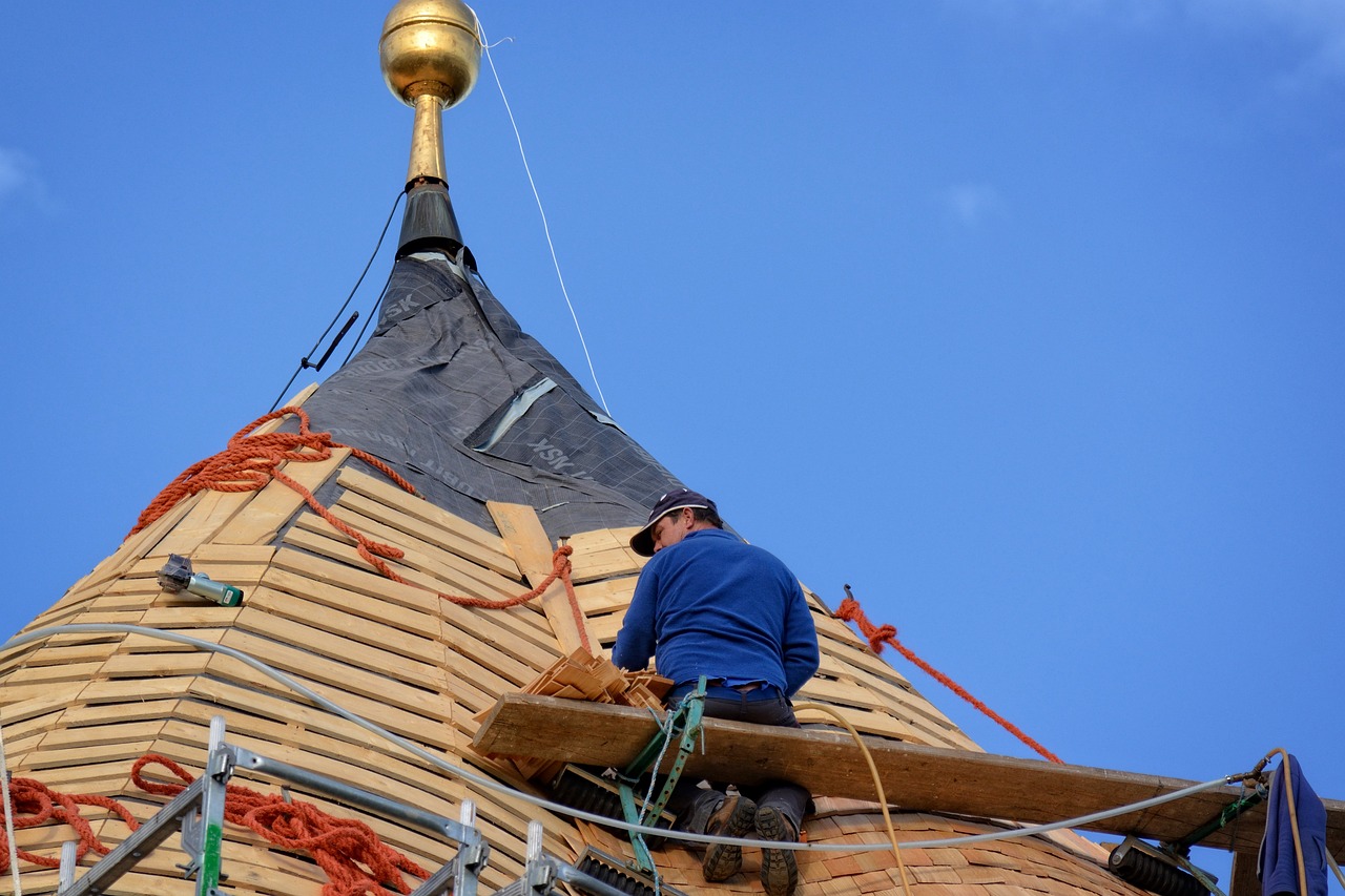 Rénovation de la toiture de votre maison : les conseils et les étapes clés