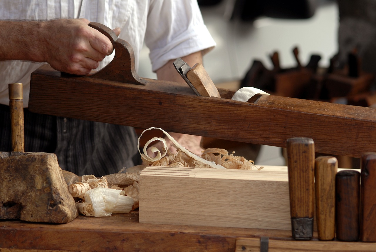 Meubles d’ébéniste : un mélange unique d’artisanat traditionnel et de style moderne