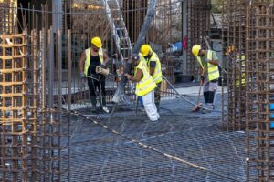 Vendre aux entreprises du bâtiment : comment trouver des chantiers BTP ?