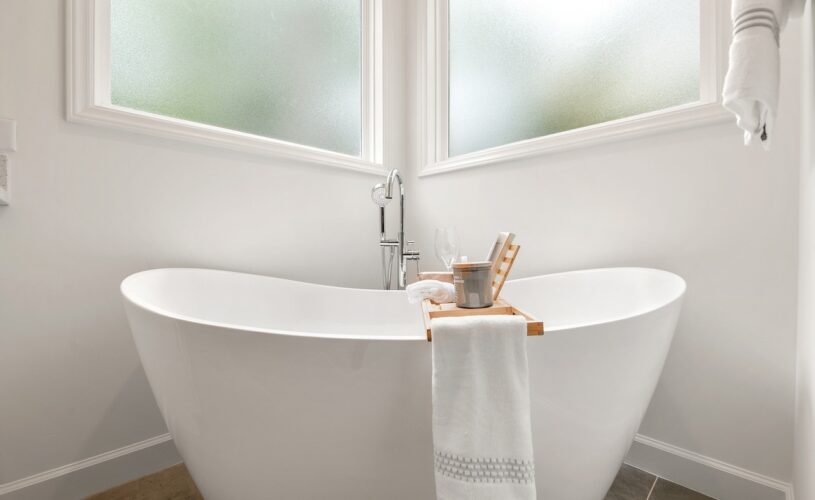 Les_étapes_à_suivre_pour_poser_une_baignoire