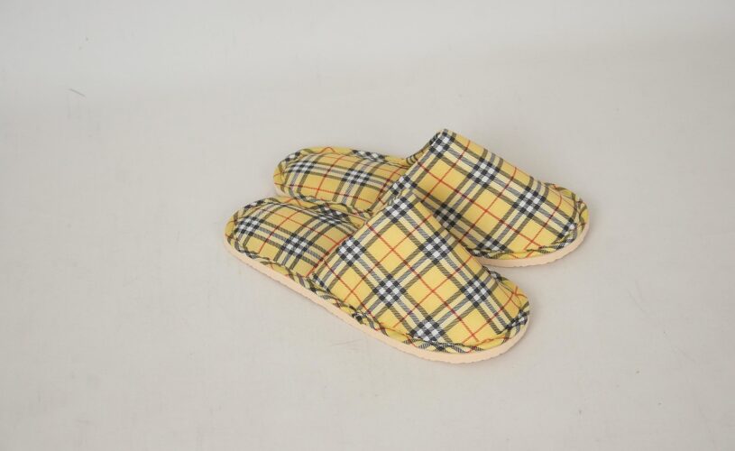 Chaussons faits main, un véritable savoir-faire d'artisanat