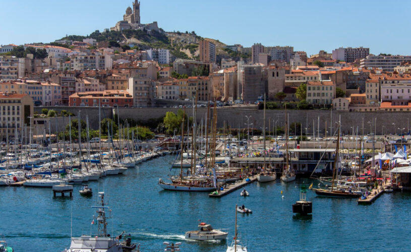 Quand les coupures d'électricité rythment la vie à marseille...