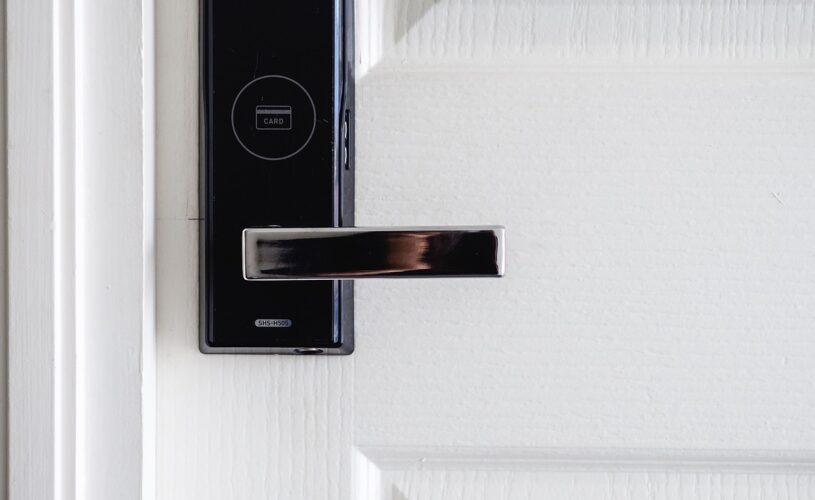 Sécuriser_son_appartement_à_Paris_:_guide_des_serrures_adaptées