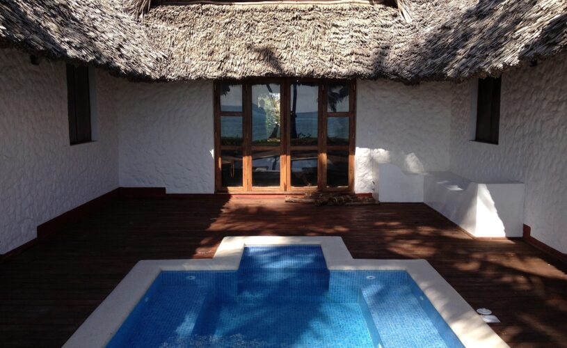 Piscine_à_domicile_:_Comment_concrétiser_votre_projet_en_toute_sérénité?