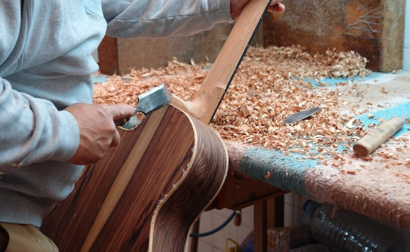 Découvrez_l_art_et_le_métier_du_Luthier_:_un_atout_original_pour_votre_maison