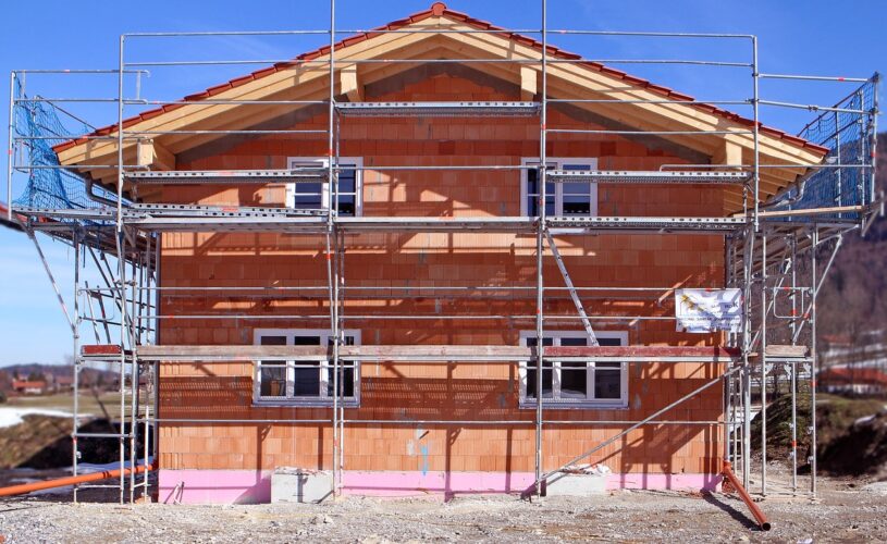 Travaux_d’isolation_extérieure_:_pourquoi_contacter_une_entreprise_spécialisée ?